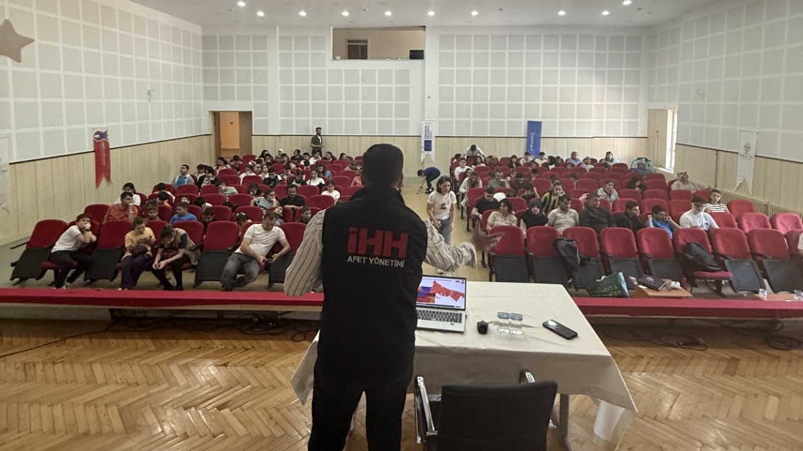 Bireyler ve Aileler için Afet Bilinci Eğitimi